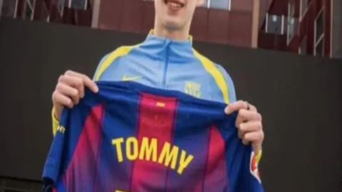 郑钦文与保利尼巅峰对决，谁能脱颖而出？今宵央视体育直播揭晓！